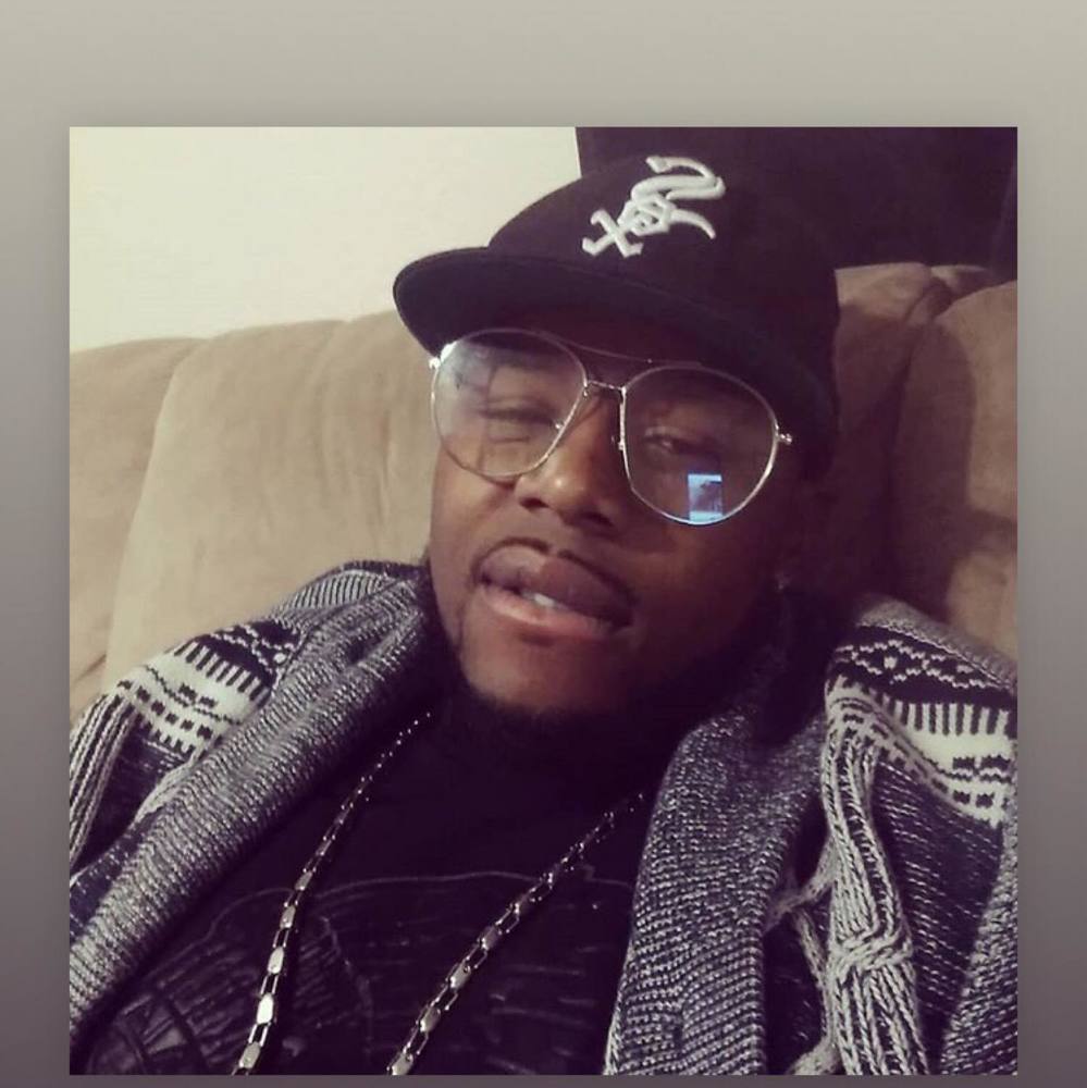 Meet your Posher, Christopher